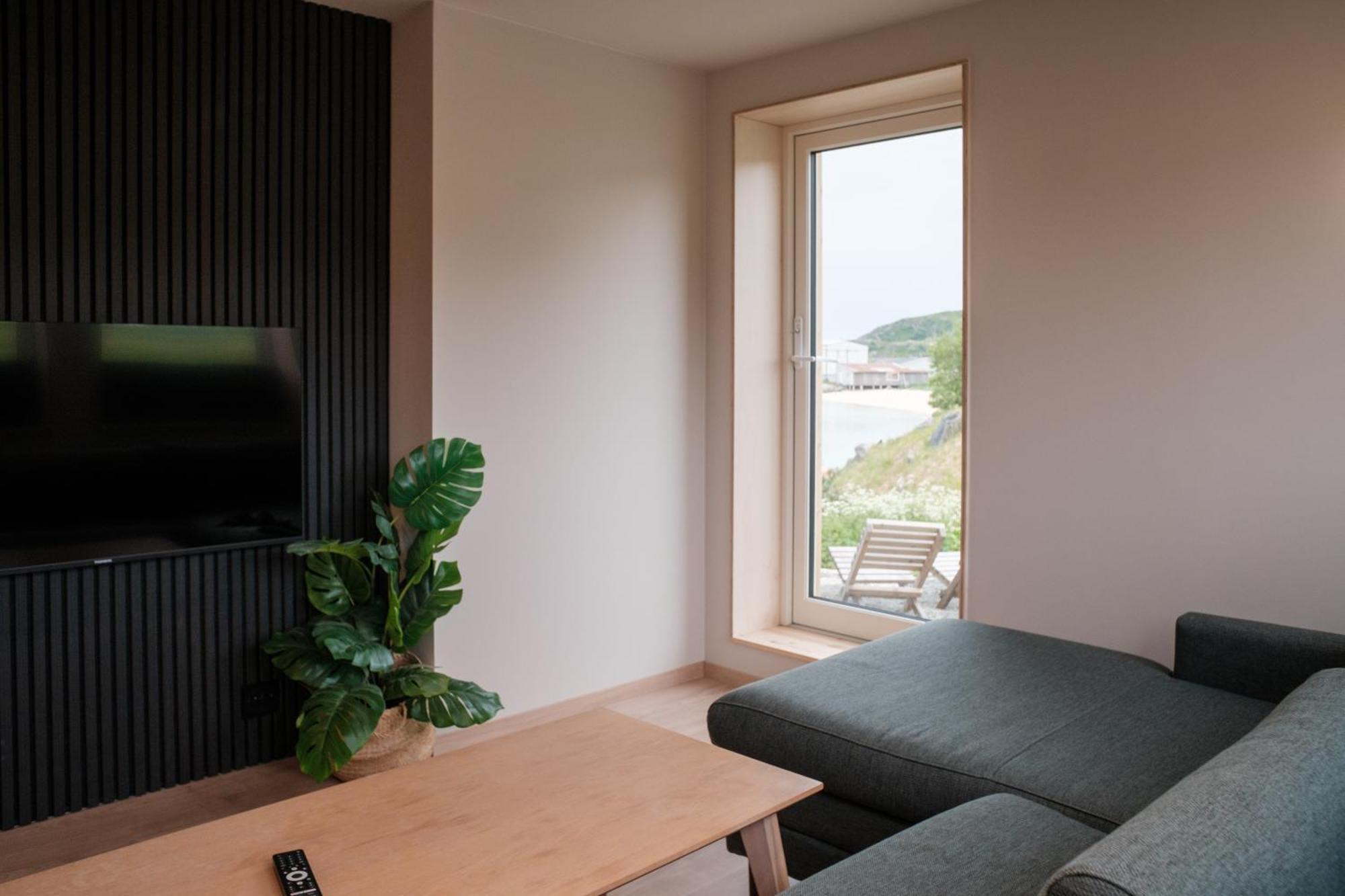 Sommaroya Beach Apartment Тромсьо Екстериор снимка