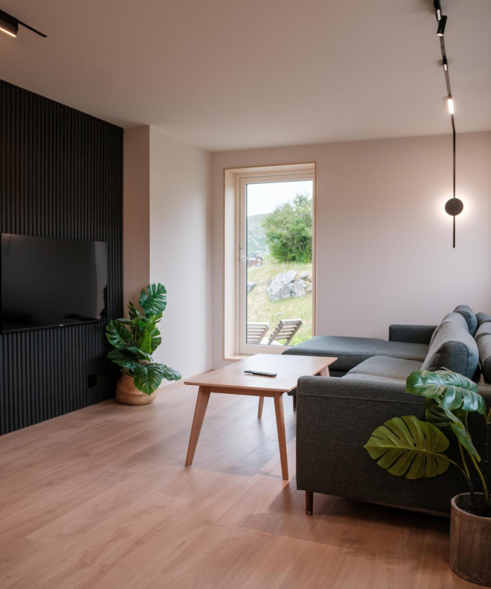 Sommaroya Beach Apartment Тромсьо Екстериор снимка